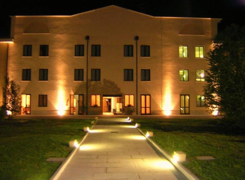 Una Hotels Occhiobello Zewnętrze zdjęcie