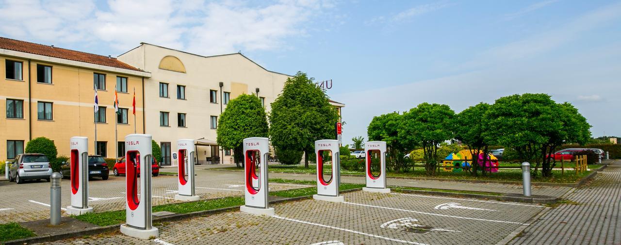 Una Hotels Occhiobello Zewnętrze zdjęcie