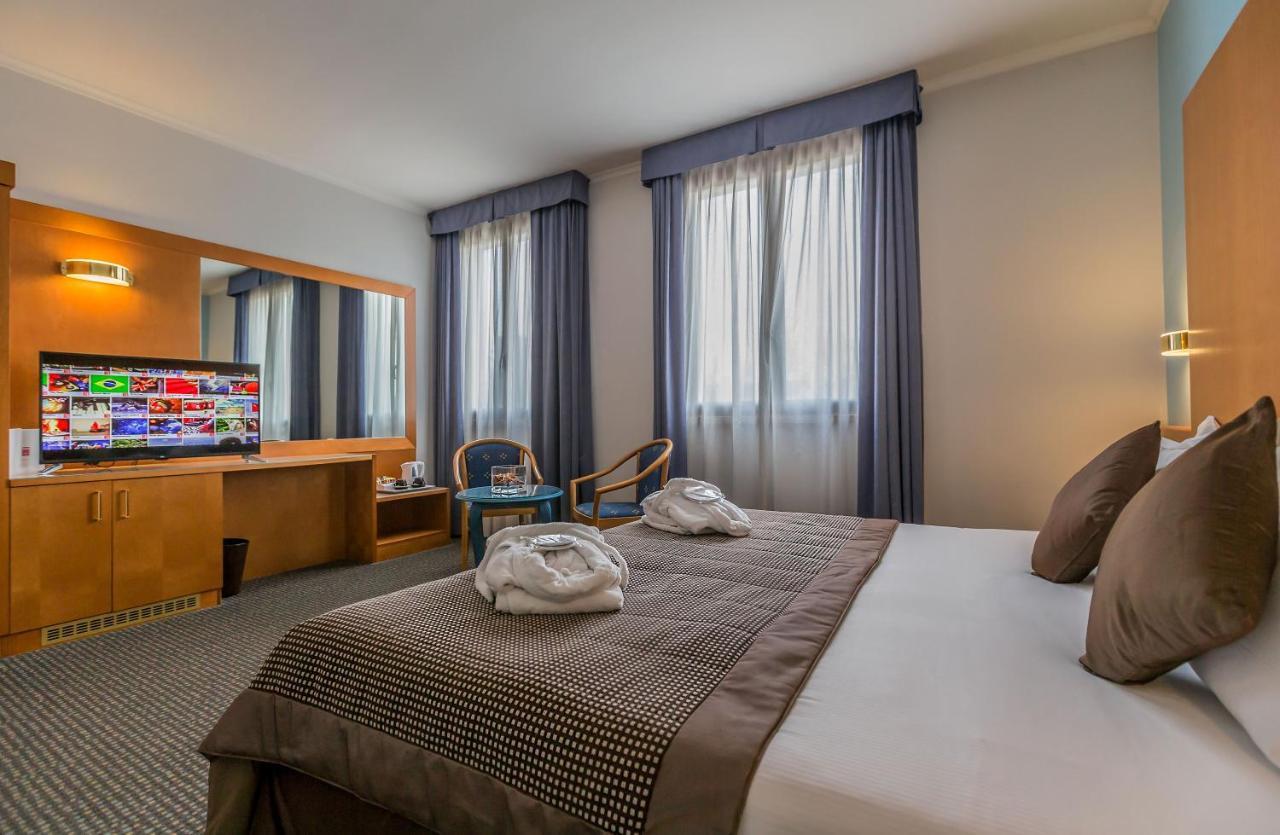 Una Hotels Occhiobello Zewnętrze zdjęcie